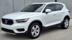 2020 Volvo XC40 T5 Momentum
