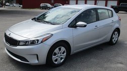 2017 Kia Forte5 LX