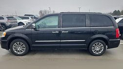 2014 Chrysler Town and Country Touring-L