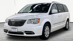 2016 Chrysler Town and Country Touring