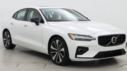 2022 Volvo S60 B5 Momentum