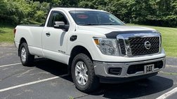 2017 Nissan Titan SV