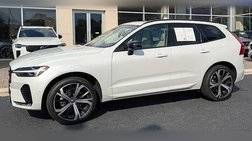2024 Volvo XC60 B5 Ultimate Dark Theme