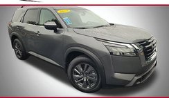 2024 Nissan Pathfinder SV