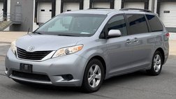 2011 Toyota Sienna LE 8-Passenger