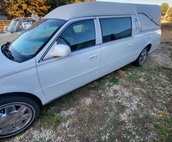 2000 Cadillac Fleetwood 