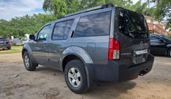 2006 Nissan Pathfinder LE