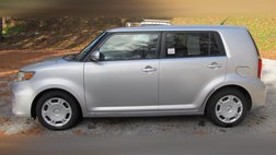 2011 Scion xB 5-Door Wagon 5-Spd MT