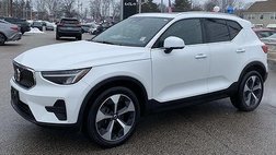 2024 Volvo XC40 B5 Core