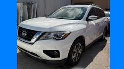 2017 Nissan Pathfinder SV