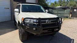 2016 Toyota Land Cruiser Base