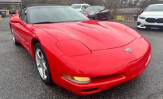 2003 Chevrolet Corvette Base