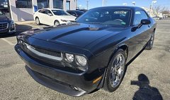2013 Dodge Challenger SXT Plus