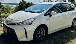 2017 Toyota Prius v 