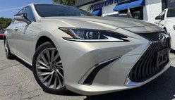 2019 Lexus ES 300h Ultra Luxury