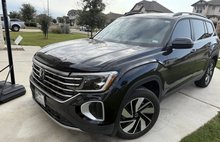 2024 Volkswagen Atlas SE