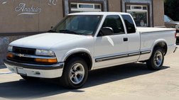 2000 Chevrolet S-10 LS