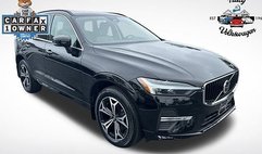 2022 Volvo XC60 B5 Momentum