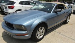 2005 Ford Mustang V6 Deluxe