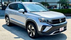 2024 Volkswagen Taos SE 4Motion