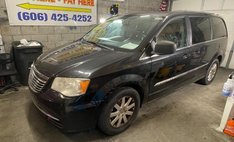 2013 Chrysler Town and Country Touring
