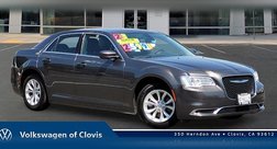 2023 Chrysler 300 Touring