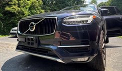 2017 Volvo XC90 T6 Momentum