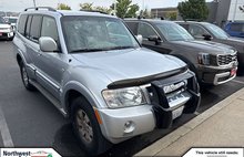 2004 Mitsubishi Montero Limited