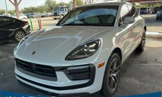 2022 Porsche Macan Base