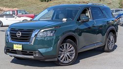 2022 Nissan Pathfinder SL