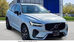2024 Volvo XC60 B5 Core Dark Theme