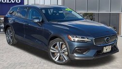 2023 Volvo V60 Cross Country B5 Plus
