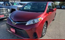 2020 Toyota Sienna LE 7-Passenger