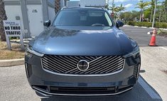 2025 Volvo XC90 T8 Ultra Bright Theme 7P