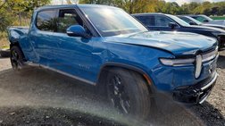 2025 Rivian R1T Adventure