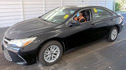 2016 Toyota Camry LE