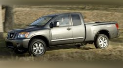 2015 Nissan Titan SV