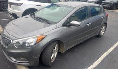 2016 Kia Forte5 LX