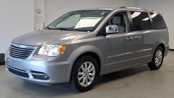 2015 Chrysler Town and Country Limited Platinum