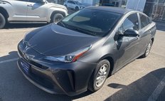 2019 Toyota Prius LE