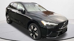 2025 Volvo XC60 T8 Plus Dark Theme