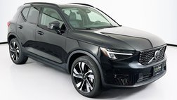 2025 Volvo XC40 B5 Plus Dark Theme