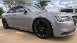 2018 Chrysler 300 Touring L