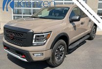 2024 Nissan Titan 