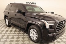 2025 Toyota Sequoia SR5