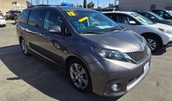 2013 Toyota Sienna SE 8-Passenger