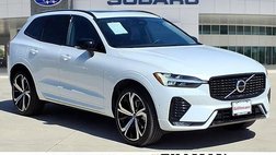 2023 Volvo XC60 B6 Ultimate Dark Theme