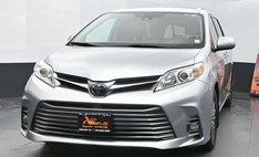 2020 Toyota Sienna XLE