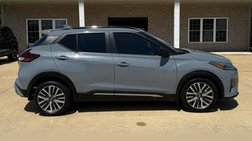 2021 Nissan Kicks SR