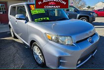 2012 Scion xB 5-Door Wagon 5-Spd MT
